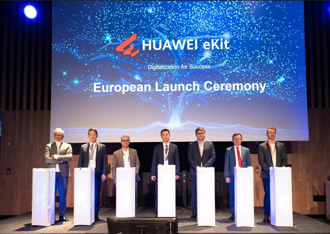 Huawei Luncurkan Inovasi Teknologi Pintar di Paris
